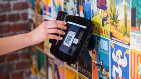 Платежи по QR-коду: как это работает в Бершка